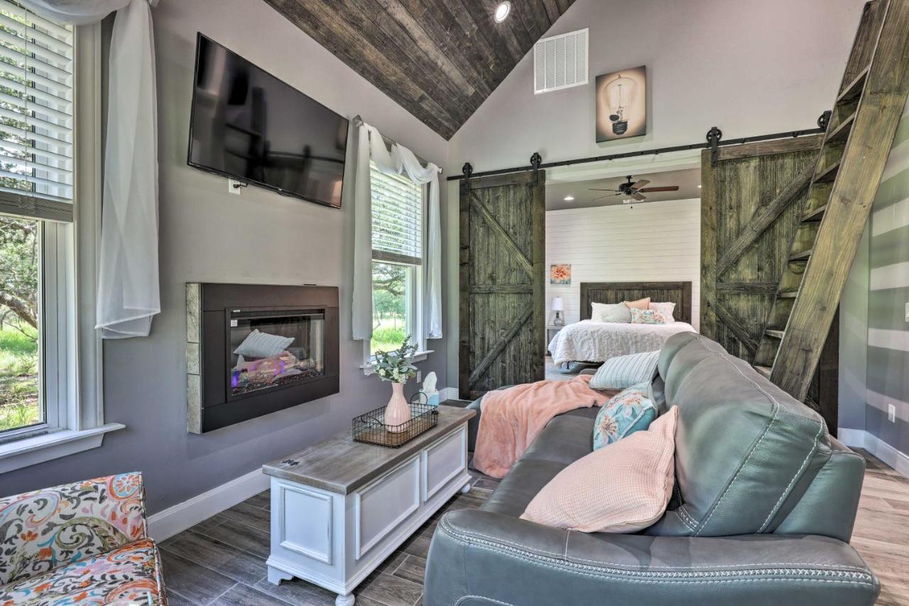 Cozy Spring Branch Cottage In Hill Country! ภายนอก รูปภาพ